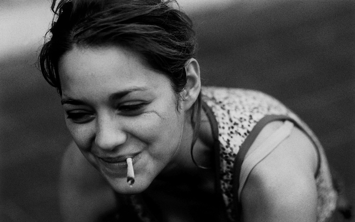 woman smoking